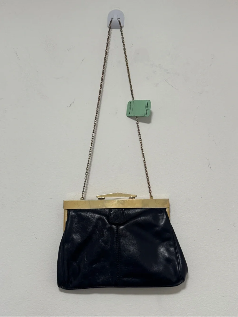 Letrice Vintage Black Leather Frame Clutch Shoulder Bag Gold Tone‎ Chain Purse